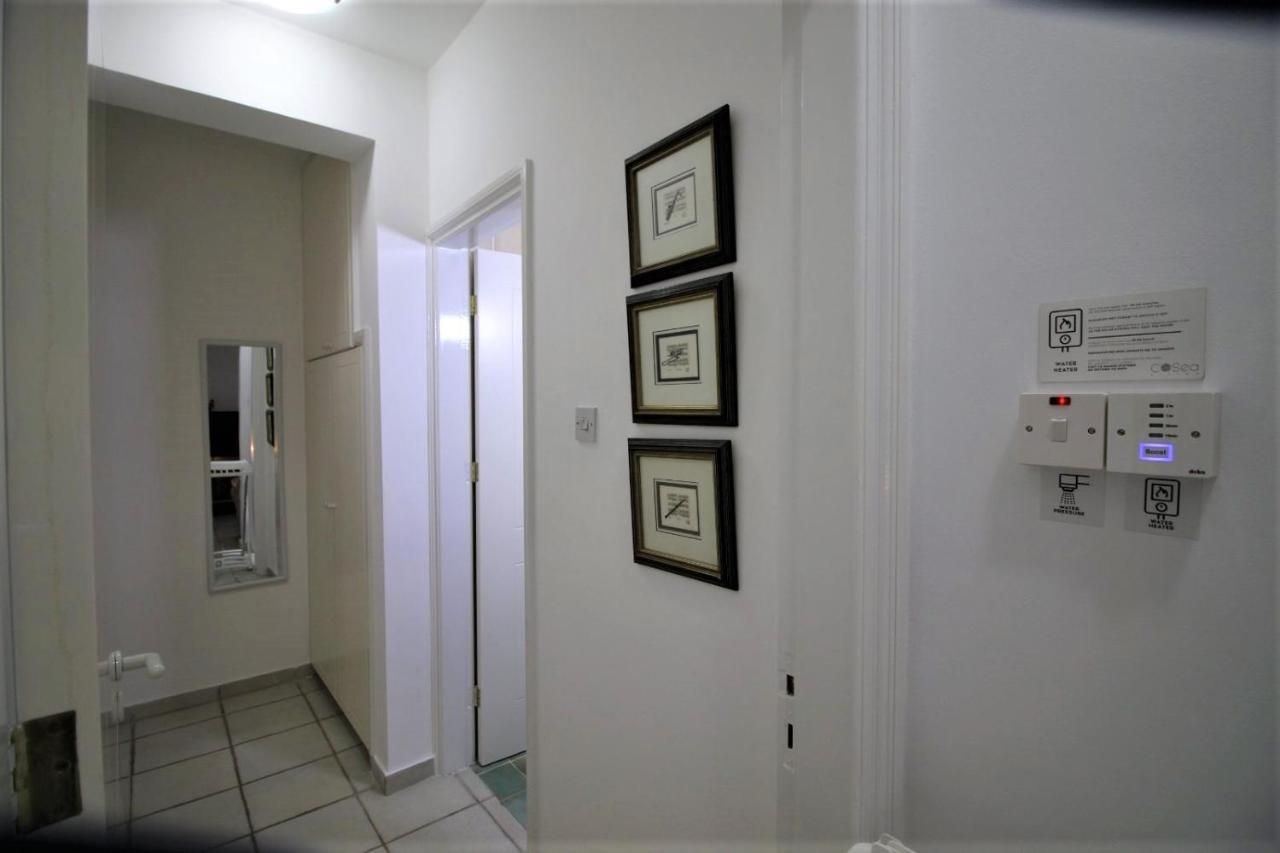 Cosea Living: Seaside 2 Bedroom Flat Kings Palace 209 Paphos Buitenkant foto