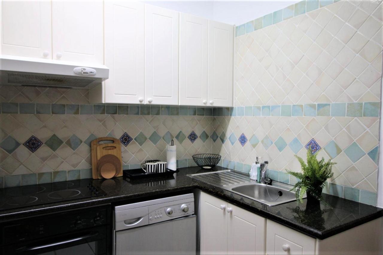 Cosea Living: Seaside 2 Bedroom Flat Kings Palace 209 Paphos Buitenkant foto